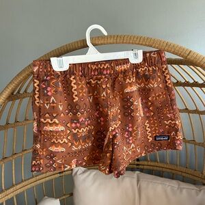 Patagonia Shorts | small